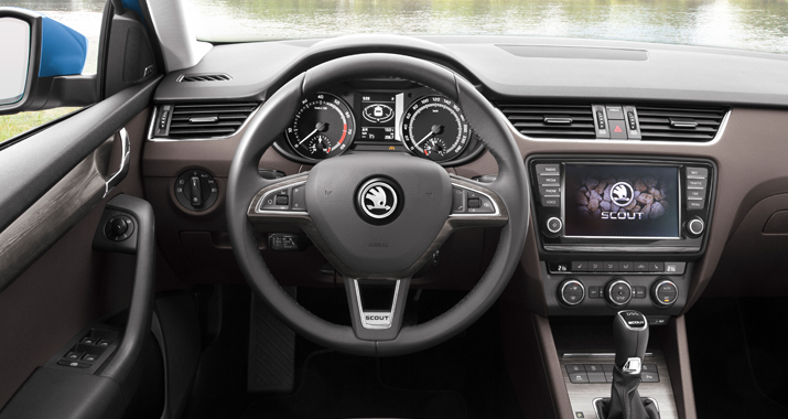 fileadmin/user_upload/webseiten_daten/aktuell/Testberichte/Kompakttest_Octavia/titelbild_cockpit.jpg