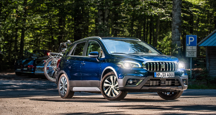 fileadmin/user_upload/webseiten_daten/mediatek/Bildergalerien/Reportage/Suzuki_4x4_2016/SX4-Cross/Artikel/19_Suzuki_Artikelbild_SX-Cross.jpg