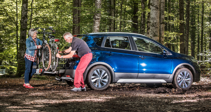 fileadmin/user_upload/webseiten_daten/mediatek/Bildergalerien/Reportage/Suzuki_4x4_2016/SX4-Cross/Artikel/4_Suzuki_Artikelbild_SX-Cross.jpg