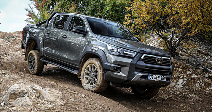 fileadmin/user_upload/webseiten_daten/aktuell/Testberichte_ab_2019/2020/OFF_ROAD/12_20/Toyota_Hilux/02_artikelbild.jpg